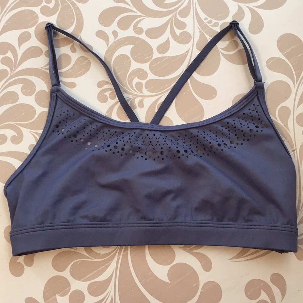 2/$20 Victoria sports bra